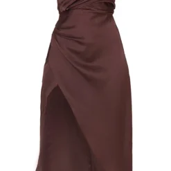 Petite Robe Longue Satinée Chocolat Détail Portefeuille 9 Petite Robe Longue Satinée Chocolat Détail Portefeuille -Promos Jupe Éthérée Boutique a610def6ff8fc127c7002ee9489ff9f7a6424efb cmv1024 6