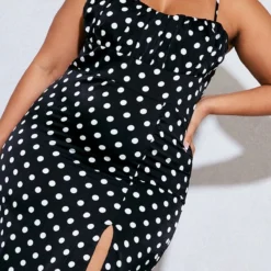 Plus Robe Mi-longue Fendue Noire Imprimé Pois à Buste Froncé -Promos Jupe Éthérée Boutique a79f1ed0391c07313f5f65f1fc97ec1e4033bb50 cnd4875 4