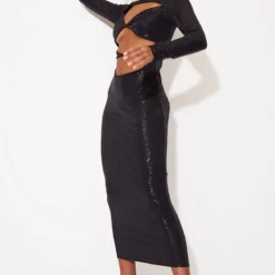 Tall Robe Mi-longue Noire à Sequins Et Découpes Devant -Promos Jupe Éthérée Boutique a8f9cddde59d3c47831738967f72e9738e6d412f cna9645 3