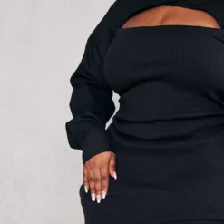 Zero Plus Robe Moulante Découpée Noire à Détail Chemise -Promos Jupe Éthérée Boutique aa30682f81c869c663c20919b625002571417fd0 cnc5253 4