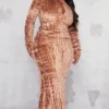 Plus Robe Longue Marron En Velours Texturé à Manches Longues