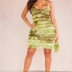 Shape Mini-robe Verte Ombrée Volantée à Dos Nu -Promos Jupe Éthérée Boutique b055d16ac38dcac65cd81101a7b5ac2f7e1d8a0e cne3663 3