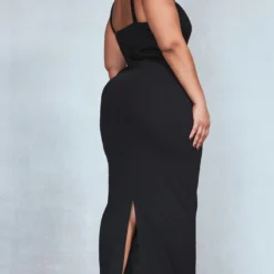 Plus Robe Longue Noire à Bretelles -Promos Jupe Éthérée Boutique b113118bdef4ed4d68ac03fdf15927c59bcbade8 cnb6946 2