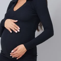 Maternité Mini-robe De Grossesse Noire à Col Polo Et Décolleté Plongeant -Promos Jupe Éthérée Boutique b20e9a203c70deb551f2a02c5cb3cbedc84476cd cmw5814 5