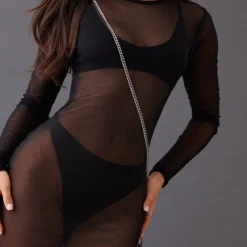 Petite Robe Longue Noire En Mesh -Promos Jupe Éthérée Boutique b2d2a9562a4a52e4c50c5451cac89682b53894e1 cnc4805 4