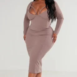 Plus Robe Mi-longue Taupe à Bretelles Et Manches Longues