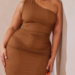 Plus Robe Mi-longue Texturée Chocolat à épaule Unique 8 Plus Robe Mi-longue Texturée Chocolat à épaule Unique -Promos Jupe Éthérée Boutique ba775f2ccf3cd7a018507286ade2dc79571814e6 cmy4407 5