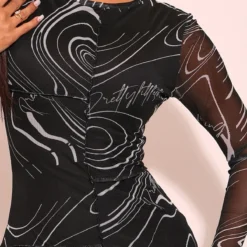 Petite Robe Moulante En Mesh Noir à Parties Contrastantes -Promos Jupe Éthérée Boutique bbafeba4e32d9c11b1096ce894c4208aa34de67b cnb9923 4