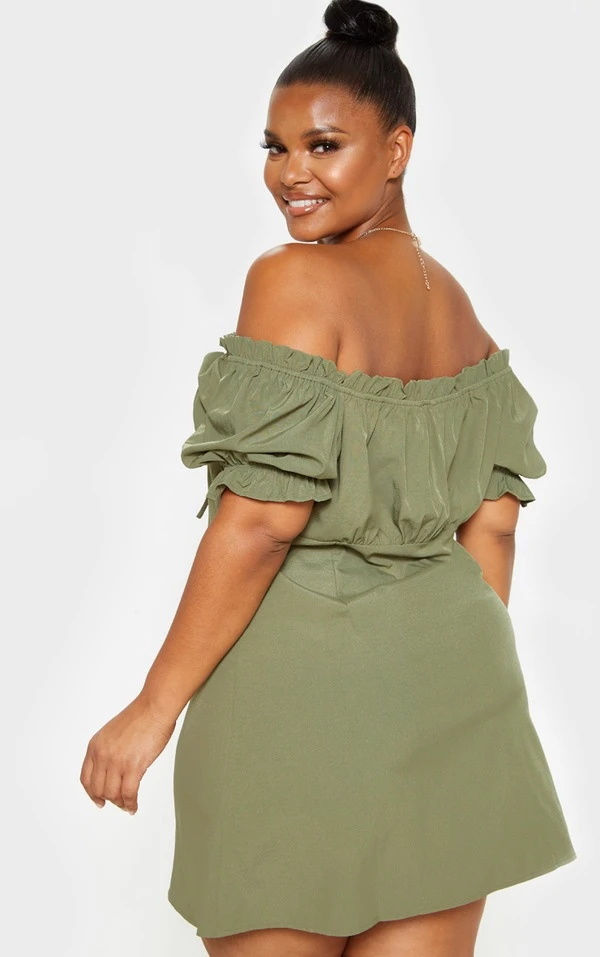 Plus Robe Droite Kaki à Col Bardot Et Boutons 2 Plus Robe Droite Kaki à Col Bardot Et Boutons – Image 2