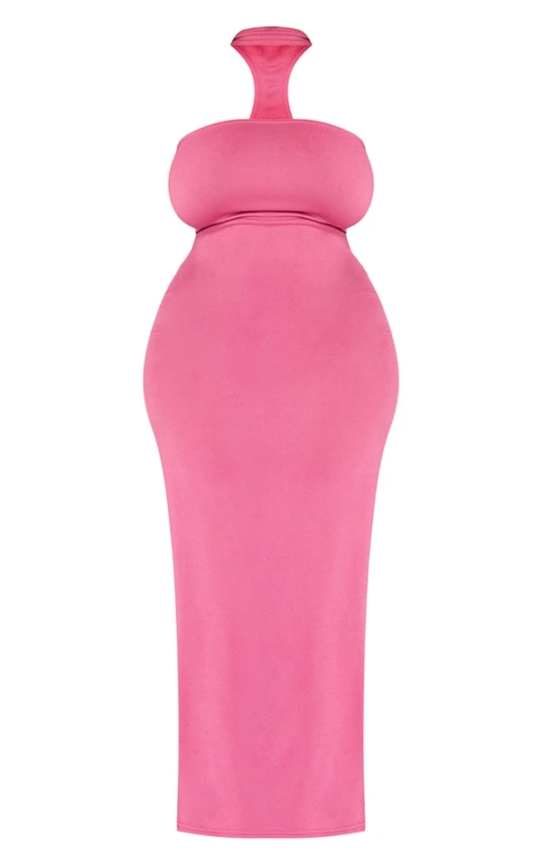 Robe Longue Crêpée Rose Vif Détail Ras-de-cou 5 Robe Longue Crêpée Rose Vif Détail Ras-de-cou – Image 5