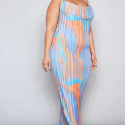 Plus Robe Longue Plissée Imprimé Marbre Bleu à Col Bénitier -Promos Jupe Éthérée Boutique c26d124016ed185eec479581b3c26d1cd39ba298 cne2074 3