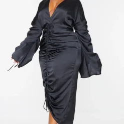 Plus Robe Longue Moulante Décolletée Satinée Froncée Noire -Promos Jupe Éthérée Boutique c735398572f91b7b3dd3a8b3d9f75695493be134 cmt2532 4