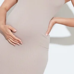 Maternité Robe De Grossesse Bandeau Moulante Côtelée Gris Pierre 7 Maternité Robe De Grossesse Bandeau Moulante Côtelée Gris Pierre -Promos Jupe Éthérée Boutique cadce1ee440a18e45618f31bf06579dfddc742b4 cnc9957 4