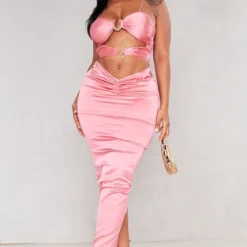 Shape Robe Longue Satinée Rose à Découpes Détail Empiècement 6 Shape Robe Longue Satinée Rose à Découpes Détail Empiècement -Promos Jupe Éthérée Boutique cb833d013a2dc72e3106090734eb54358e902860 cnc8784 3