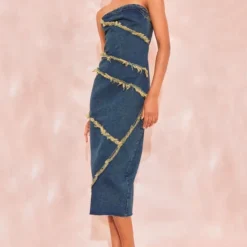 Tall Robe Bustier Mi-longue En Jean Vintage Moyennement Délavé -Promos Jupe Éthérée Boutique cc39245f361442b7d41ad3453d60af81a09d0638 cnd0554 3