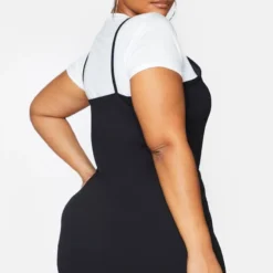 Plus Robe Droite Noire à Fines Bretelles Fendue Devant -Promos Jupe Éthérée Boutique cd5e30a83735943c3085e9b2d92f4cd6e2a21dfa cml2259 3