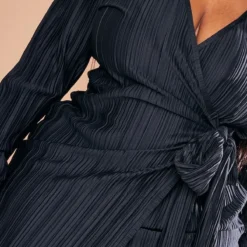 Plus Robe Cache-coeur Moulante Plissée Noire -Promos Jupe Éthérée Boutique d3092ac9c49d79927940853a3fdf62b1e2f7d0b9 cnd2783 4