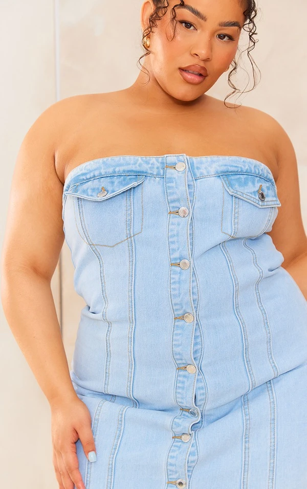 Plus Robe Moulante En Jean Bleu Clair Délavé Style Corset à Boutons 4 Plus Robe Moulante En Jean Bleu Clair Délavé Style Corset à Boutons – Image 4