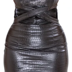 Shape Robe Moulante Découpée En Similicuir Noir à Relief -Promos Jupe Éthérée Boutique e080d50b2c662ecd41fd472a2841953a9eb7ee55 cmu0582 6