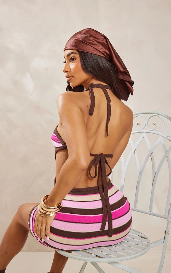 Petite Robe Courte En Maille Tricot Muticolore Dos Nu 1 Petite Robe Courte En Maille Tricot Muticolore Dos Nu