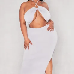 Plus Robe Mi-longue Grise Découpée à Dos Nu -Promos Jupe Éthérée Boutique e38f2612dc8c1ba54a57f2f6053484ec01e2fe57 cnd2487 1