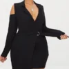 Plus - Robe Blazer Noire à épaules Dénudées Et Détail Anneau