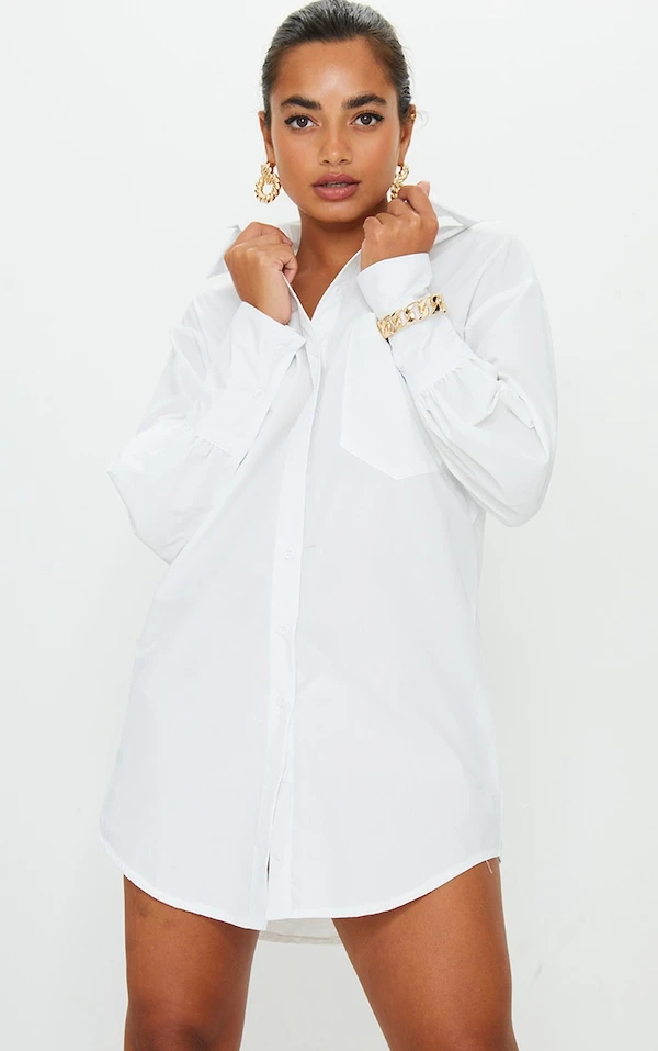 Petite Robe Chemise Oversize Blanche à Manchettes 6 Petite Robe Chemise Oversize Blanche à Manchettes – Image 6