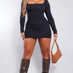 Shape Robe Moulante Texturée Noire à Col Carré Et Manches Longues 7 Shape Robe Moulante Texturée Noire à Col Carré Et Manches Longues -Promos Jupe Éthérée Boutique eba72e8707e992a258377291fc96307c18e43964 cnb8775 3