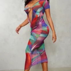 Shape Robe Longue Transparente Froncée Multicolore Imprimée à Décolleté -Promos Jupe Éthérée Boutique f05e060fada124ded38eb056dd56842392eea25e cne3661 3