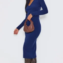 Tall Robe Mi-longue Style Polo Bleu Marine Foncé à Décolleté Plongeant -Promos Jupe Éthérée Boutique f213a6c13932999ad900b93f9cbf21dfb218fb65 cnd0590 3