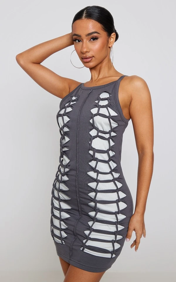 Petite Mini Robe Déchirée Gris Anthracite Style Tressé 1 Petite Mini Robe Déchirée Gris Anthracite Style Tressé