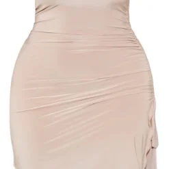 Logic Shape Robe Bustier Très Moulante Gris Pierre à Côtés Froncés Et Ourlet Volanté -Promos Jupe Éthérée Boutique f806327f3c7c4dde7b500b250d44b37f35e42c3f cna2085 6