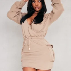 Shape Robe Pull Cache-coeur Taupe Style Utilitaire à Décolleté Et Poches -Promos Jupe Éthérée Boutique fa9a2f4e76130f3cedda0559a7608bc4efc97fe1 cnd6416 3