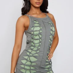 Petite Mini Robe Déchirée Kaki Style Tressé -Promos Jupe Éthérée Boutique faa54d1285b69a6a255b36a0109fef352778be62 cnd3222 1