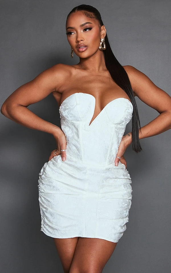 Shape Robe Moulante Tissée Froncée Blanche à Décolleté Plongeant Asymétrique 1 Shape Robe Moulante Tissée Froncée Blanche à Décolleté Plongeant Asymétrique