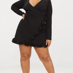 Plus Robe Portefeuille Volantée Noire Profond -Promos Jupe Éthérée Boutique fbaa96ecdd99121793cc3aeb8b1fb65bd674930d CLW1365 4